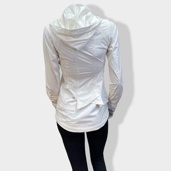 LULULEMON Puddle Jumper Jacket in White - Picture 11 of 11